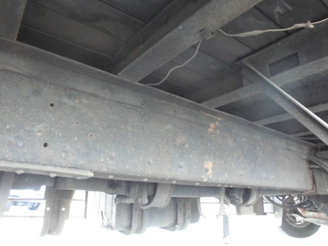 日野プロフィアセルフクレーン4段大型（10t）[写真27]