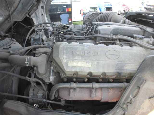 日野プロフィアセルフクレーン4段大型（10t）[写真29]