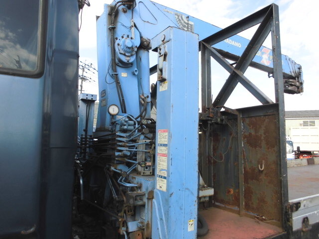 日野プロフィアセルフクレーン4段大型（10t）[写真32]