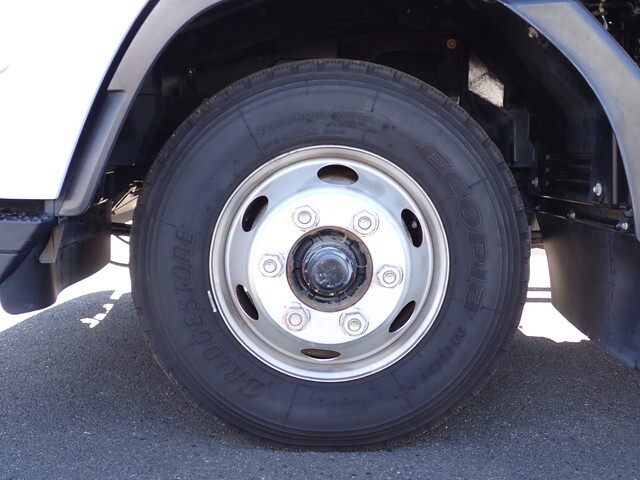 いすゞフォワードアルミウイング中型（4t）[写真27]