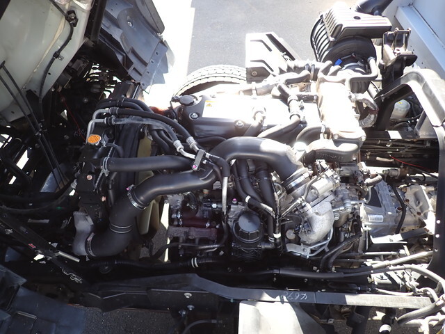 いすゞフォワードアルミウイング中型（4t）[写真37]