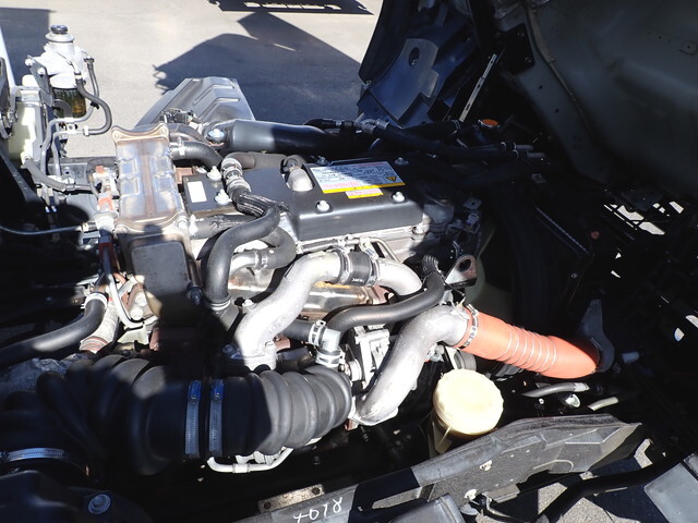 いすゞフォワードアルミウイング中型（4t）[写真38]