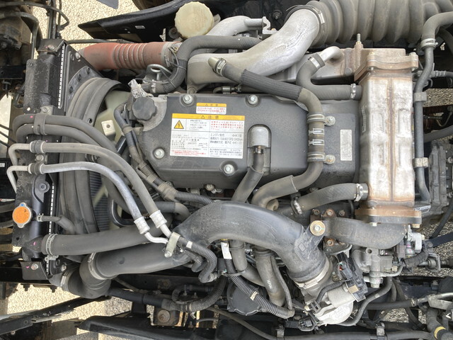 いすゞフォワード平ボディ中型（4t）[写真24]