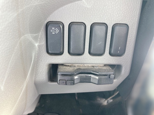 三菱ふそうキャンター平ボディ小型（2t・3t）[写真29]