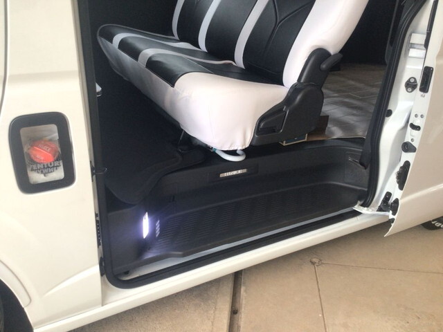 トヨタハイエースバン小型（2t・3t）[写真12]