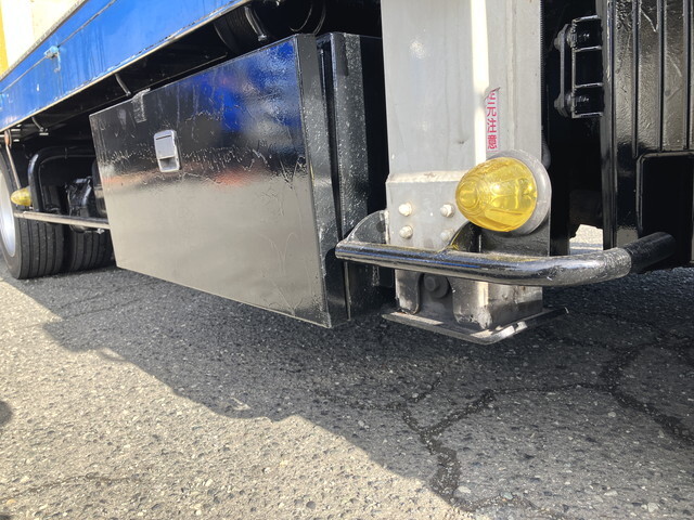 三菱ふそうキャンターセルフローダー小型（2t・3t）[写真17]