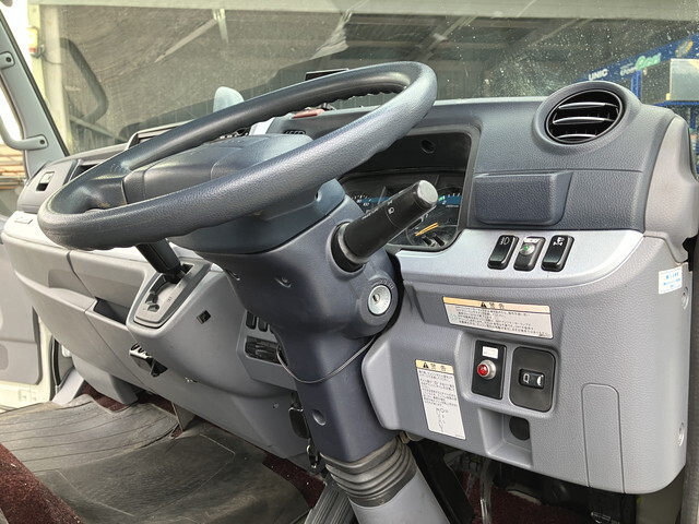 三菱ふそうキャンターセルフローダー小型（2t・3t）[写真35]