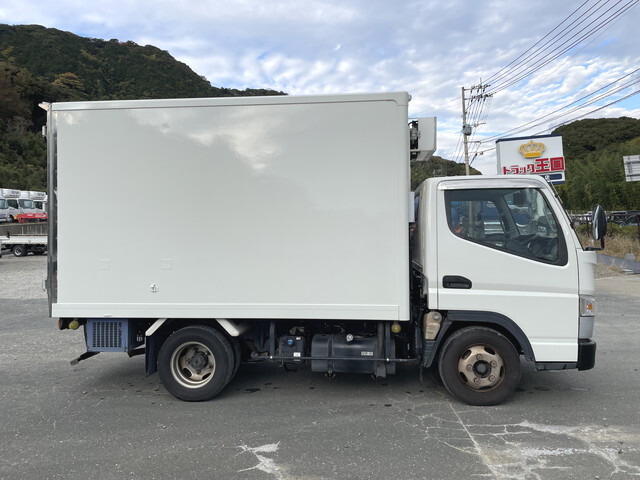 三菱ふそうキャンター冷凍車（冷蔵車）小型（2t・3t）[写真07]