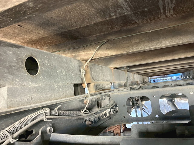 三菱ふそうキャンタークレーン4段小型（2t・3t）[写真25]