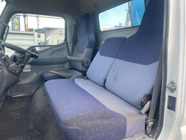 三菱ふそうキャンタークレーン4段小型（2t・3t）[写真33]