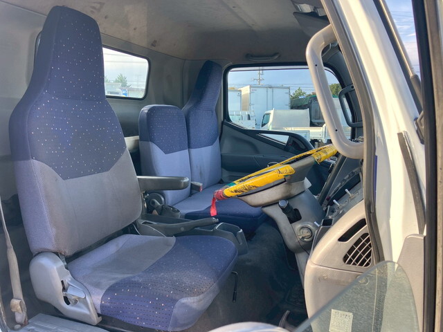 三菱ふそうキャンタークレーン4段小型（2t・3t）[写真35]