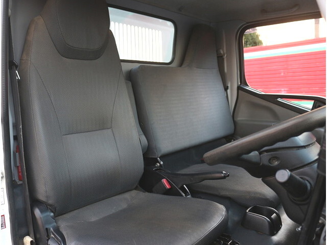 三菱ふそうキャンターダンプ小型（2t・3t）[写真21]