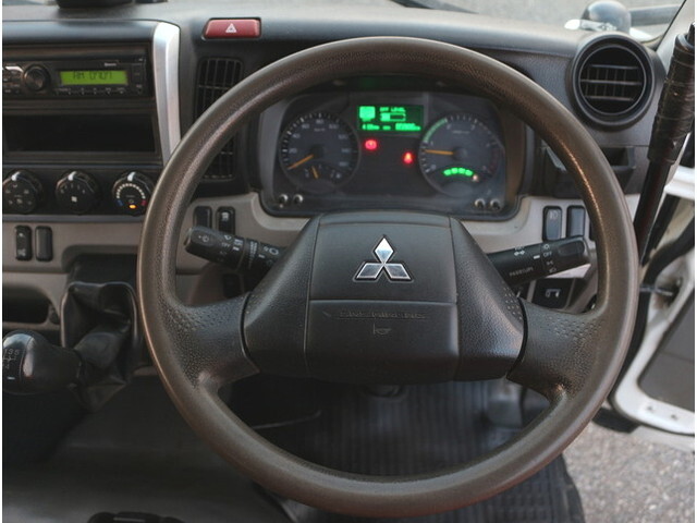 三菱ふそうキャンターダンプ小型（2t・3t）[写真23]