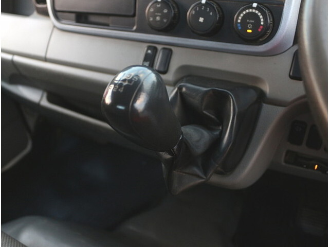 三菱ふそうキャンターダンプ小型（2t・3t）[写真25]