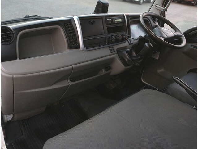 三菱ふそうキャンターダンプ小型（2t・3t）[写真28]