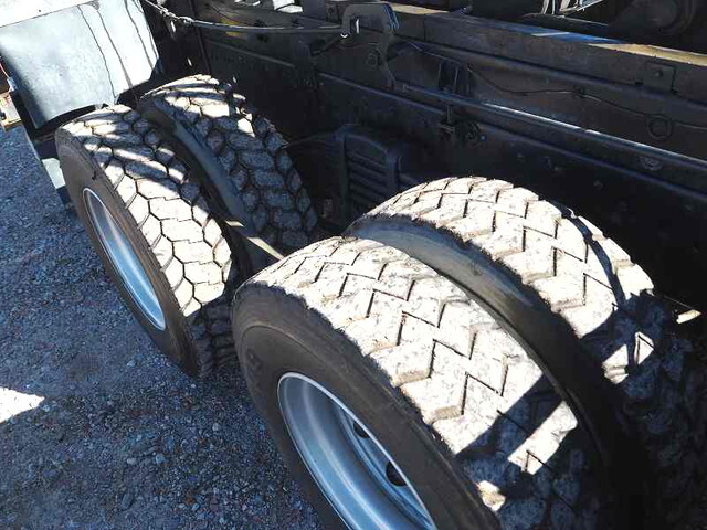 三菱ふそうスーパーグレートダンプ大型（10t）[写真15]