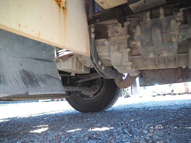 三菱ふそうスーパーグレートダンプ大型（10t）[写真25]