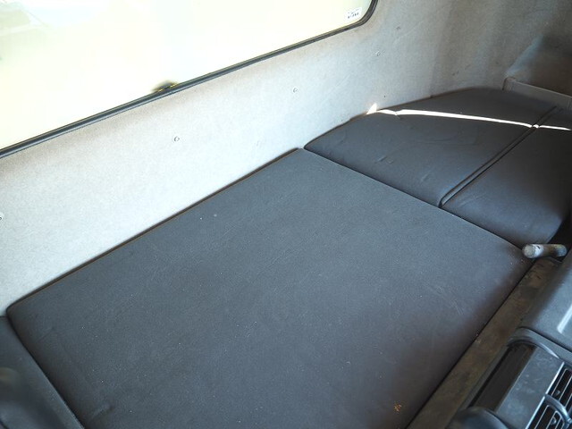 三菱ふそうスーパーグレートダンプ大型（10t）[写真35]