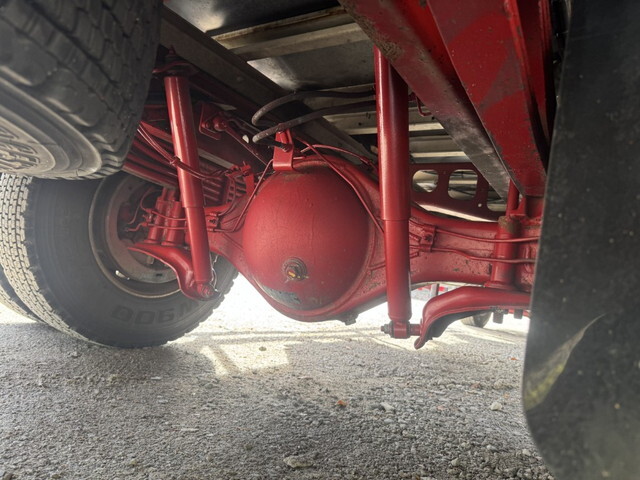 日野レンジャー冷蔵冷凍ウイング中型（4t）[写真35]