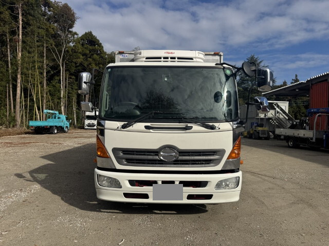 日野レンジャー冷蔵冷凍ウイング中型（4t）[写真05]