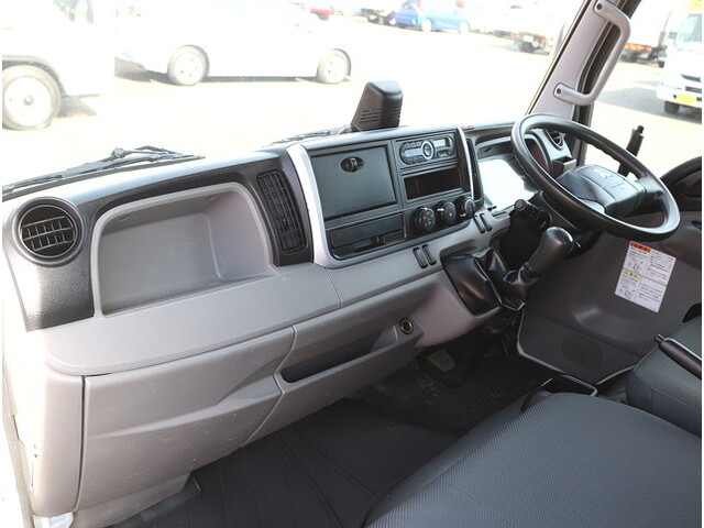 三菱ふそうキャンターダンプ小型（2t・3t）[写真33]