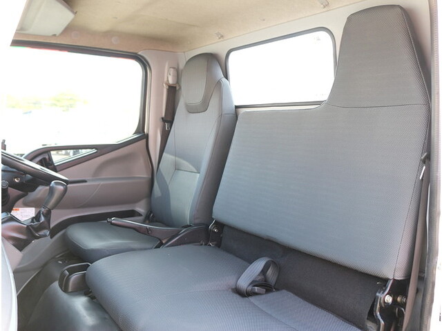 三菱ふそうキャンターダンプ小型（2t・3t）[写真35]