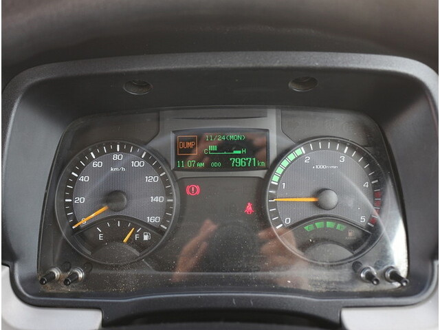 三菱ふそうキャンターダンプ小型（2t・3t）[写真36]