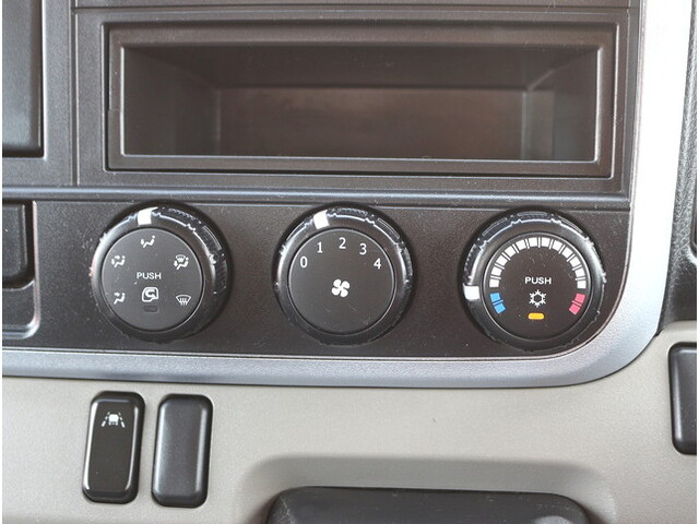 三菱ふそうキャンターダンプ小型（2t・3t）[写真39]