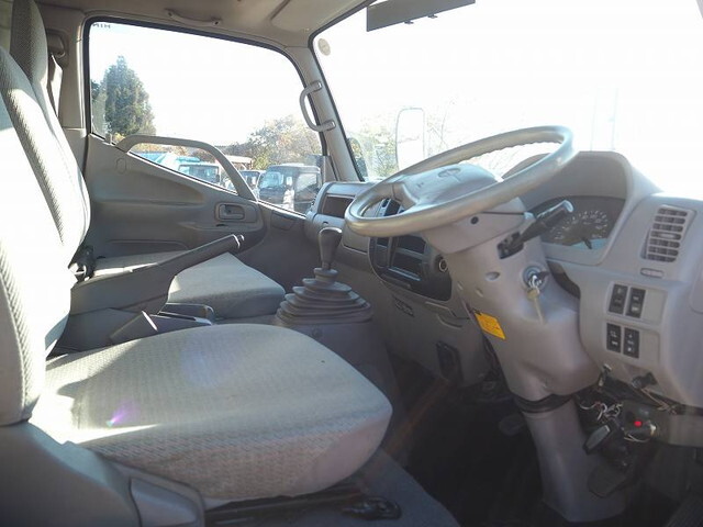 日野デュトロクレーン5段小型（2t・3t）[写真34]