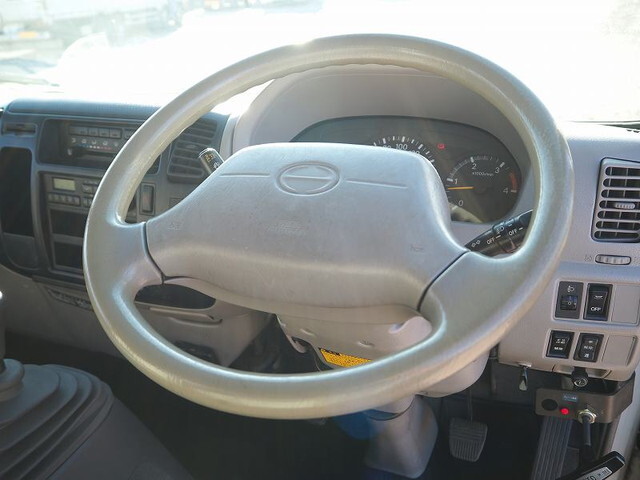 日野デュトロクレーン5段小型（2t・3t）[写真36]