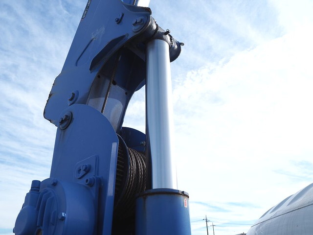 いすゞエルフセーフティクレーン3段小型（2t・3t）[写真13]