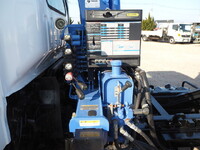 いすゞエルフセーフティクレーン3段小型（2t・3t）[写真21]