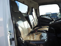 いすゞエルフセーフティクレーン3段小型（2t・3t）[写真35]