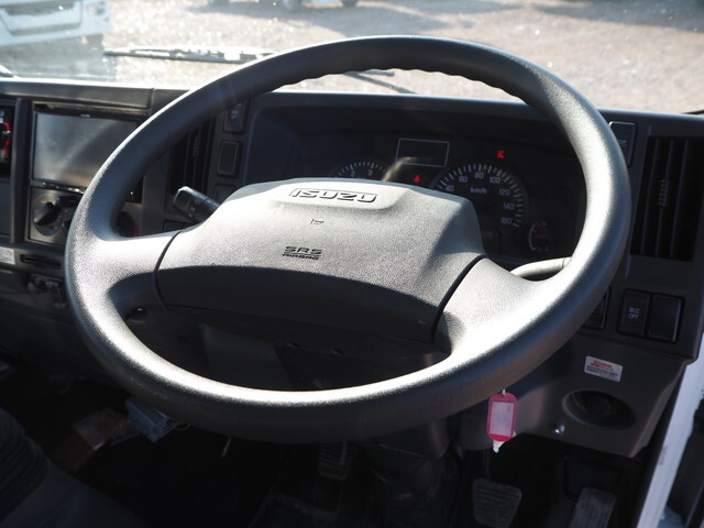 いすゞエルフセーフティクレーン3段小型（2t・3t）[写真36]