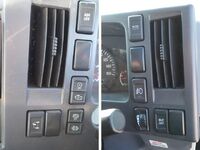 いすゞエルフセーフティクレーン3段小型（2t・3t）[写真40]