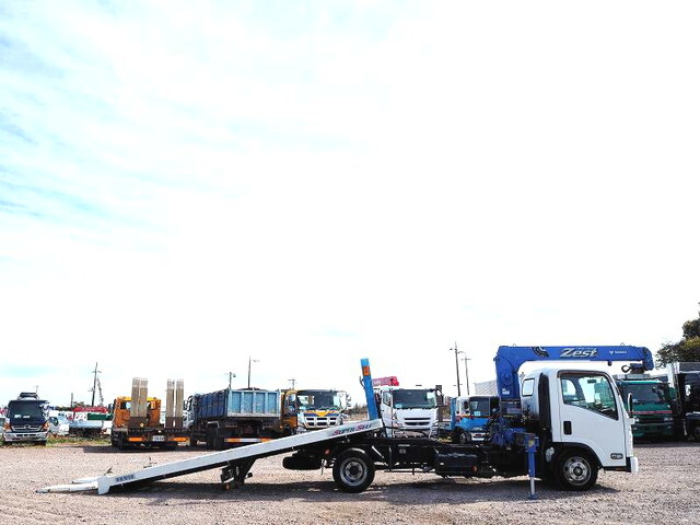 いすゞエルフセーフティクレーン3段小型（2t・3t）[写真08]