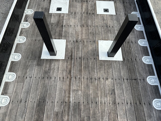 三菱ふそうファイター平ボディ増トン（6t・8t）[写真15]