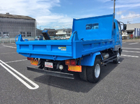 三菱ふそうファイターダンプ中型（4t）[写真02]