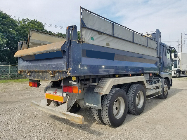 三菱ふそうスーパーグレートダンプ大型（10t）[写真02]