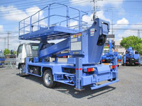 いすゞエルフ高所作業車小型（2t・3t）[写真02]