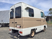 トヨタダイナ移動販売車小型（2t・3t）[写真02]