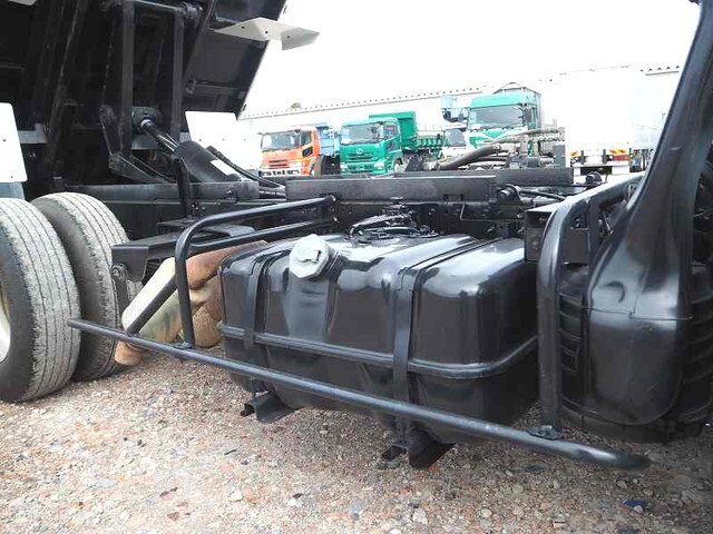 いすゞエルフローダーダンプ小型（2t・3t）[写真20]