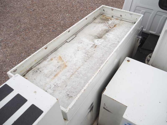 いすゞエルフ高所作業車小型（2t・3t）[写真15]