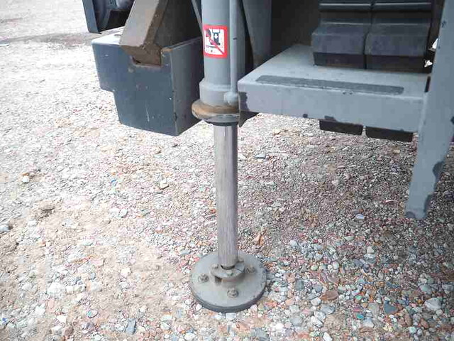 いすゞエルフ高所作業車小型（2t・3t）[写真25]