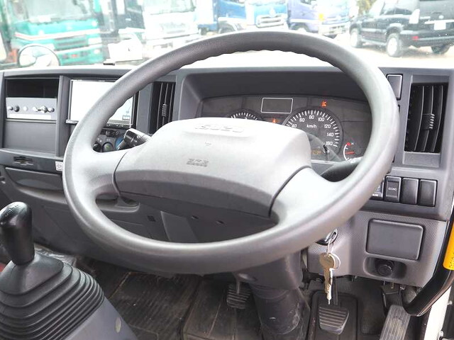 いすゞエルフ高所作業車小型（2t・3t）[写真38]