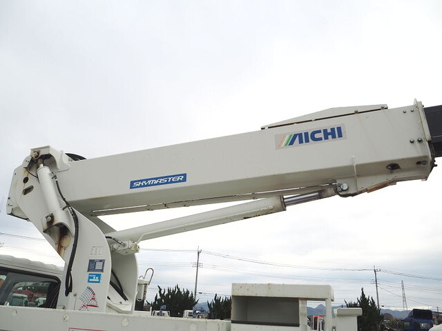 いすゞエルフ高所作業車小型（2t・3t）[写真09]