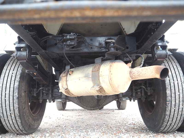 三菱ふそうキャンター散水車小型（2t・3t）[写真19]