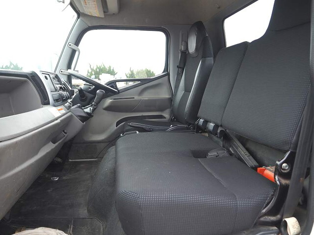 三菱ふそうキャンター散水車小型（2t・3t）[写真36]