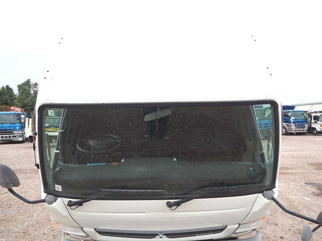 三菱ふそうキャンター散水車小型（2t・3t）[写真07]