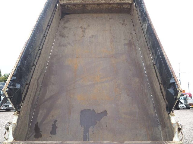 いすゞエルフダンプ小型（2t・3t）[写真22]